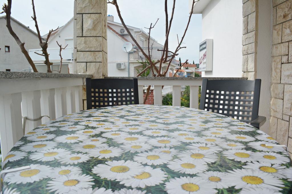 Suz-Ana Daire Trogir Dış mekan fotoğraf